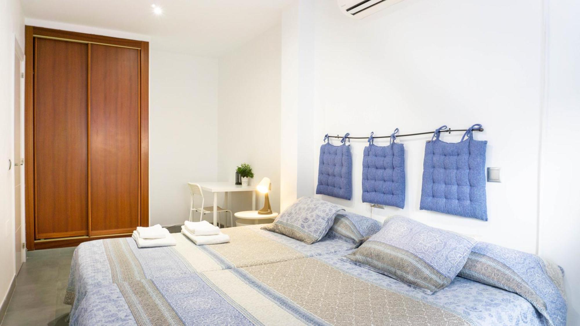Апартаменти Apartamento Austria Малага Екстер'єр фото