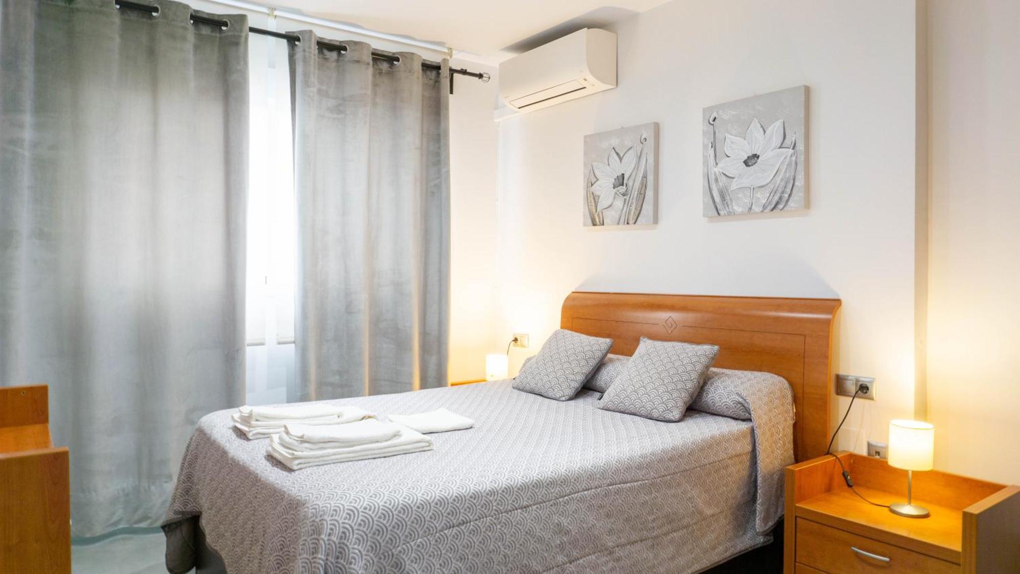 Апартаменти Apartamento Austria Малага Екстер'єр фото