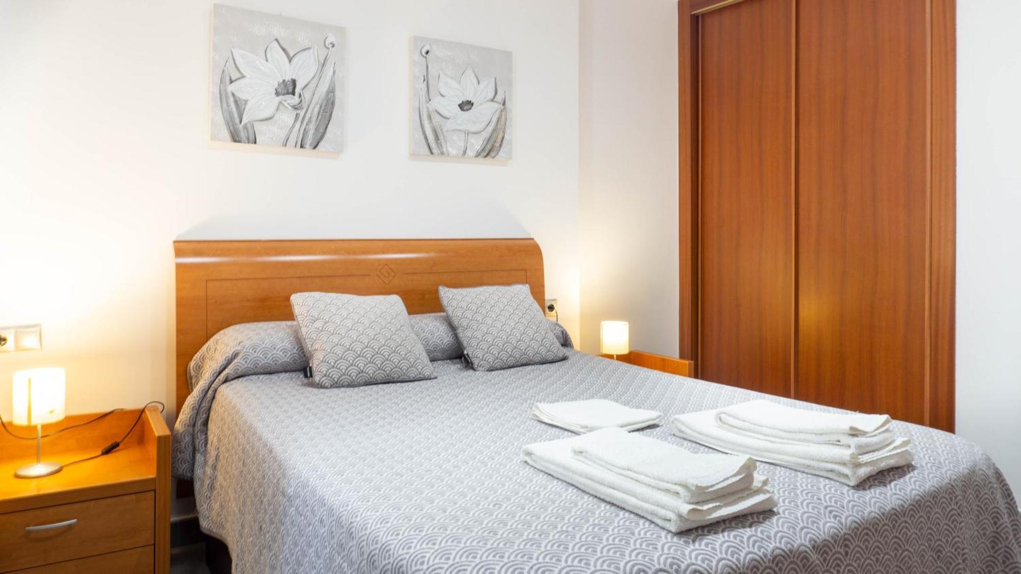 Апартаменти Apartamento Austria Малага Екстер'єр фото